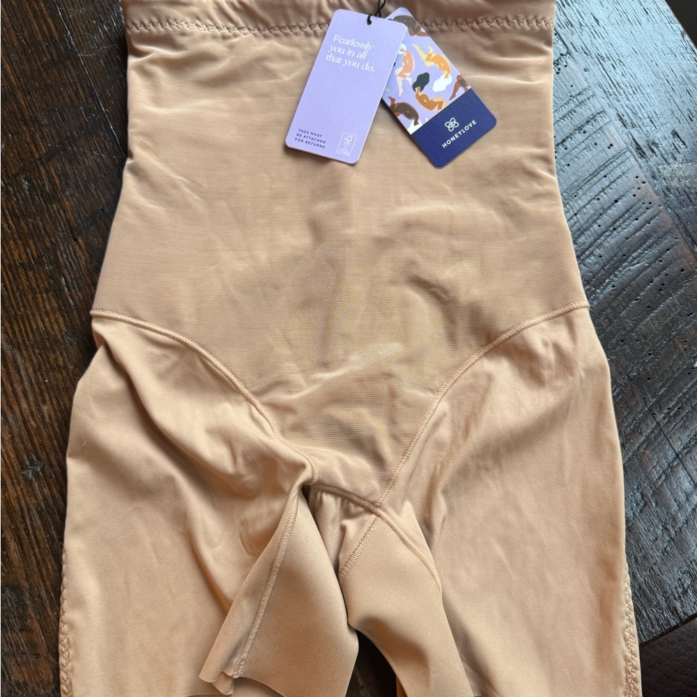 NWT Size S Super Power Short